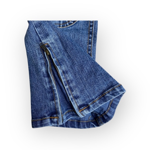 Guess ❤︎ Embroidered Butterfly Knee Patch Denim Jeans ❤︎ 4 4T ❤︎ Elastic Waist - Picture 7 of 16